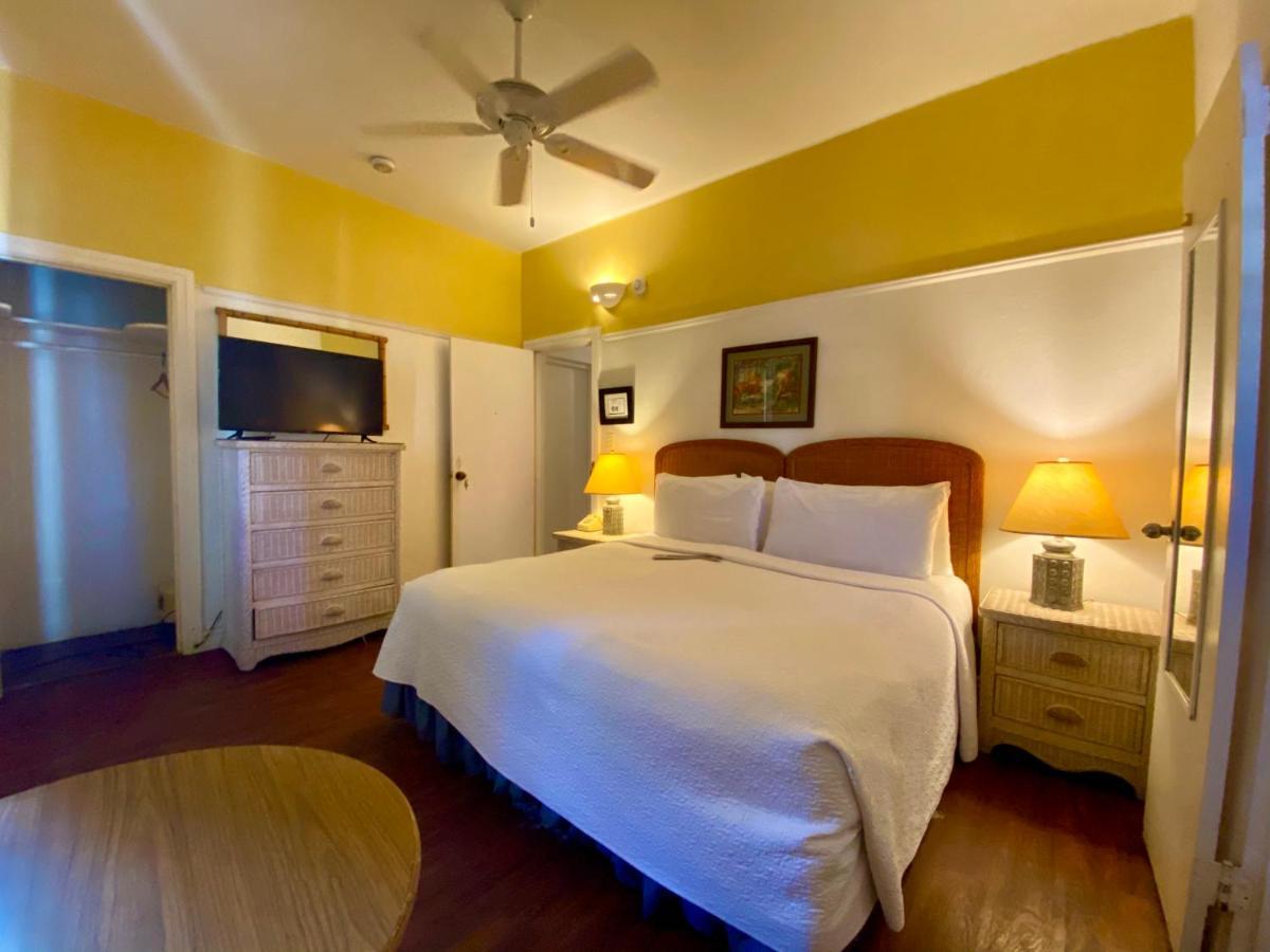 At Wind Chimes Boutique Hotel San Juan Luaran gambar