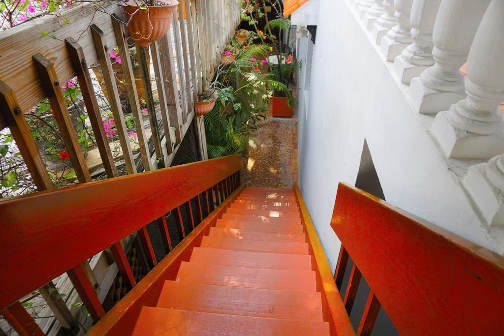 At Wind Chimes Boutique Hotel San Juan Luaran gambar