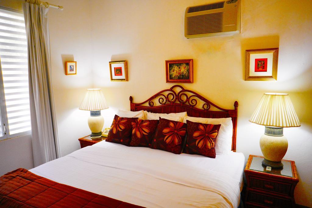 At Wind Chimes Boutique Hotel San Juan Luaran gambar