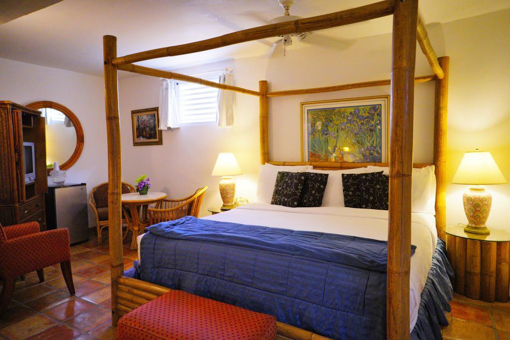 At Wind Chimes Boutique Hotel San Juan Luaran gambar