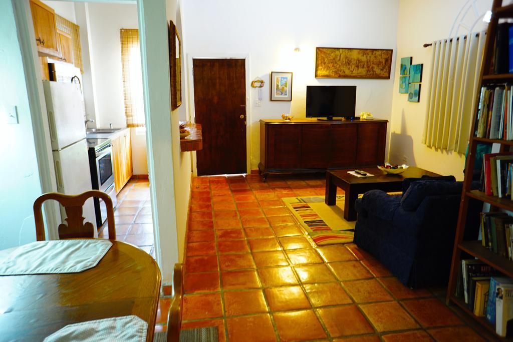 At Wind Chimes Boutique Hotel San Juan Luaran gambar